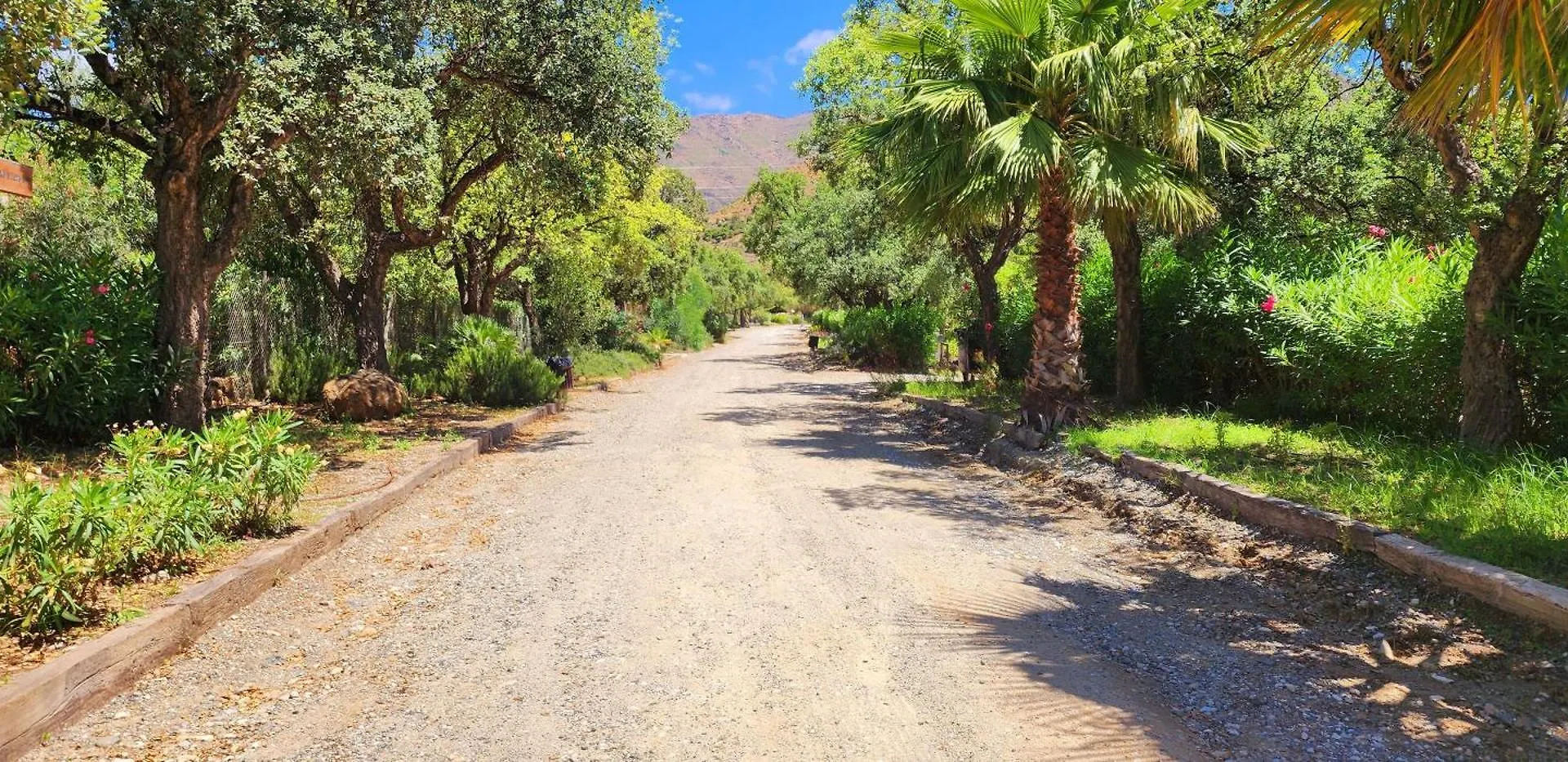 Apartment Complejo Rural Los Pedregales Estepona